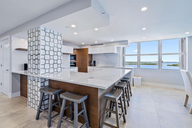 5200 N Ocean Drive 2003, Singer Island, FL 33404