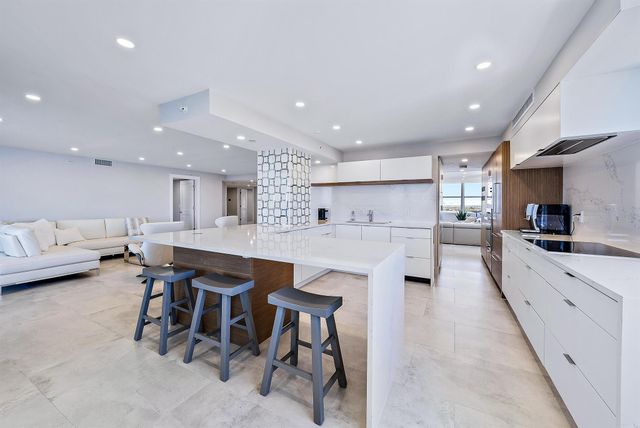 5200 N Ocean Drive 2003, Singer Island, FL 33404