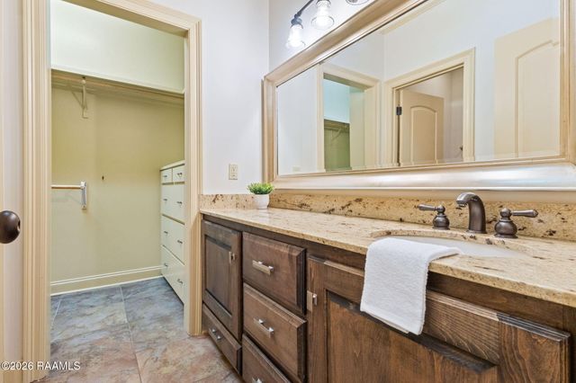 100 Stone Creek Cove, Lafayette, LA 70508