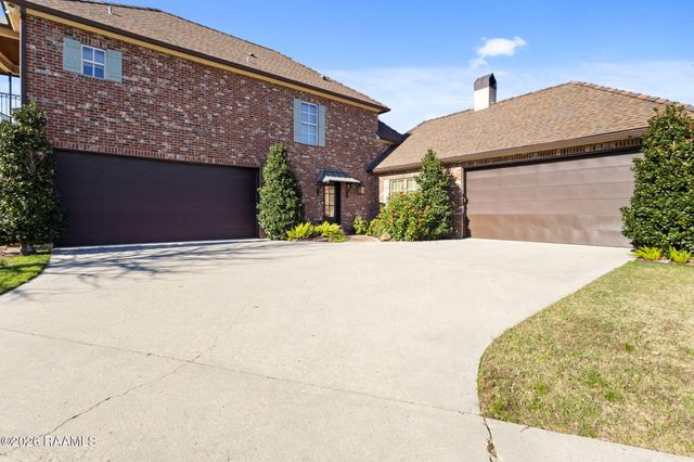 100 Stone Creek Cove, Lafayette, LA 70508