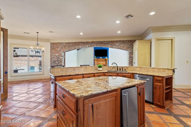100 Stone Creek Cove, Lafayette, LA 70508
