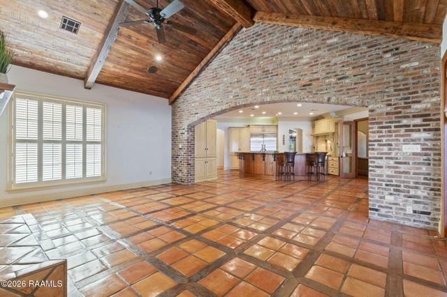 100 Stone Creek Cove, Lafayette, LA 70508