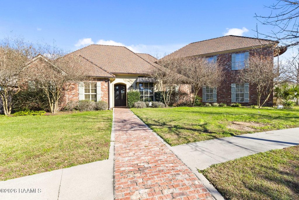 100 Stone Creek Cove, Lafayette, LA 70508