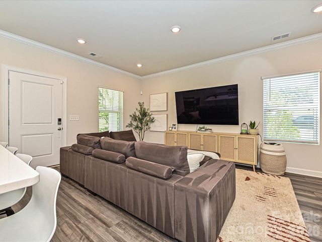 11202 Broadbent Court, Charlotte, NC 28278