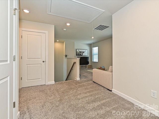 11202 Broadbent Court, Charlotte, NC 28278