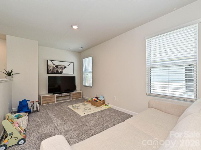 11202 Broadbent Court, Charlotte, NC 28278