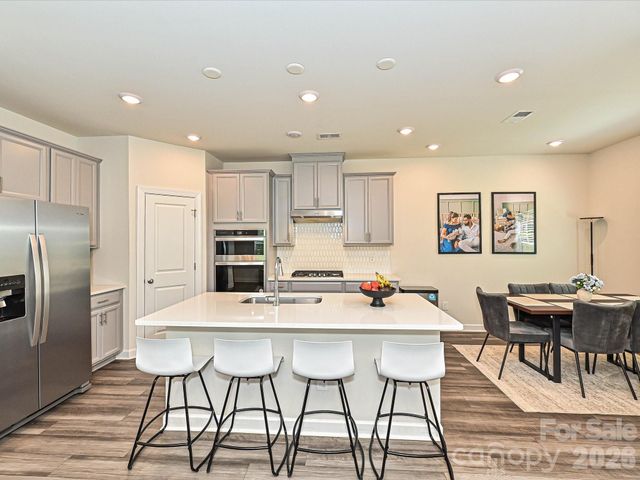 11202 Broadbent Court, Charlotte, NC 28278