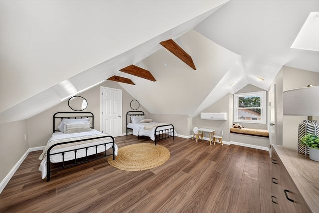 11 S Berryman St, Westport, MA 02790