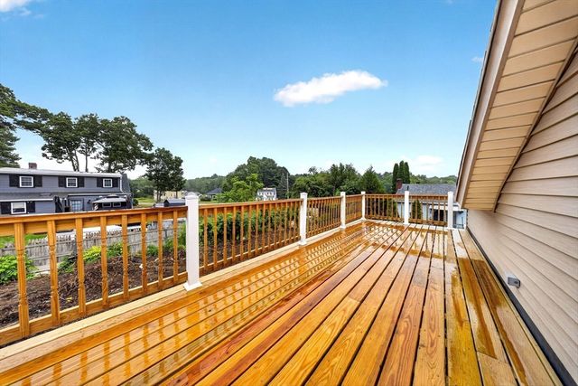 11 S Berryman St, Westport, MA 02790