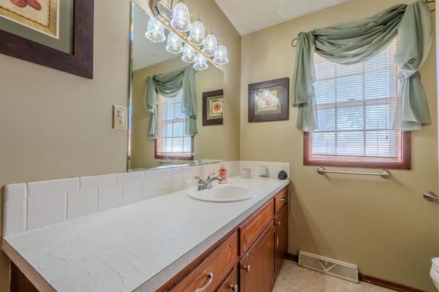 924 E Kay, Derby, KS 67037