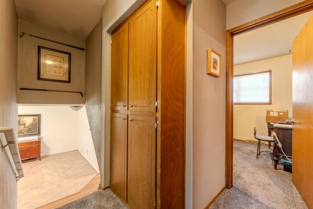 924 E Kay, Derby, KS 67037