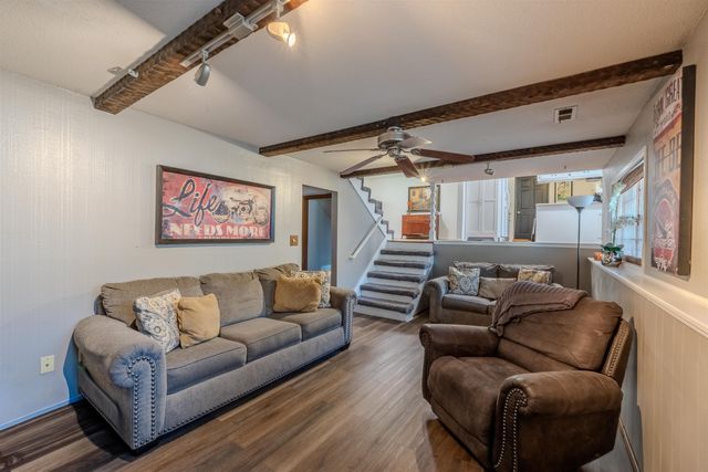924 E Kay, Derby, KS 67037