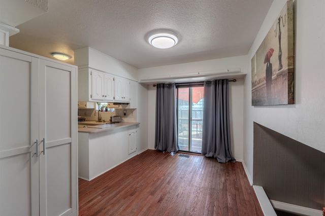 924 E Kay, Derby, KS 67037