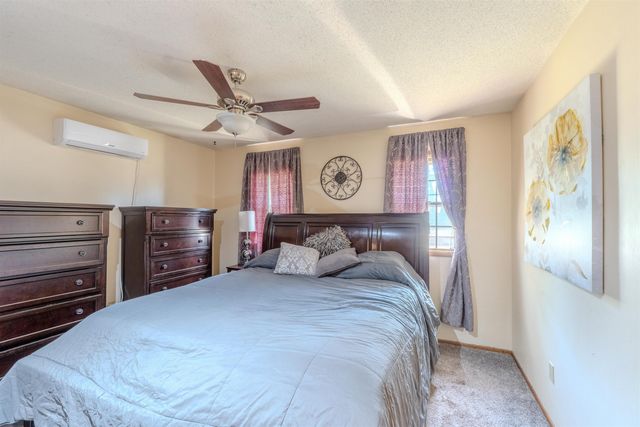924 E Kay, Derby, KS 67037