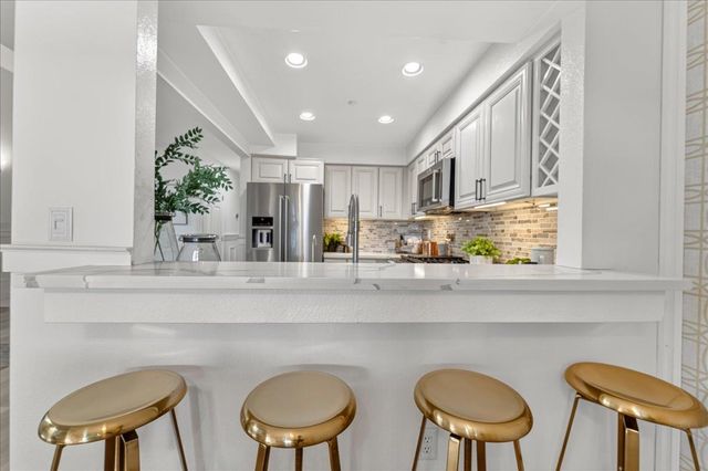 6917 Rodling Drive A, San Jose, CA 95138