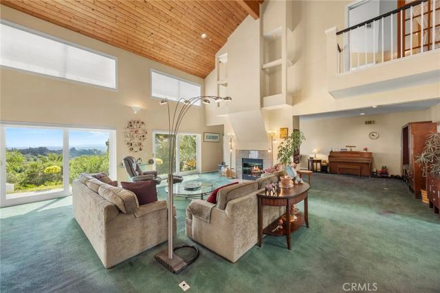 1782 E Skyline, La Habra Heights, CA 90631