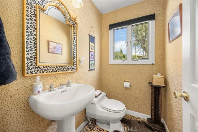 1782 E Skyline, La Habra Heights, CA 90631