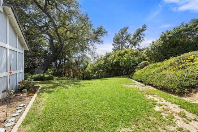 1782 E Skyline, La Habra Heights, CA 90631