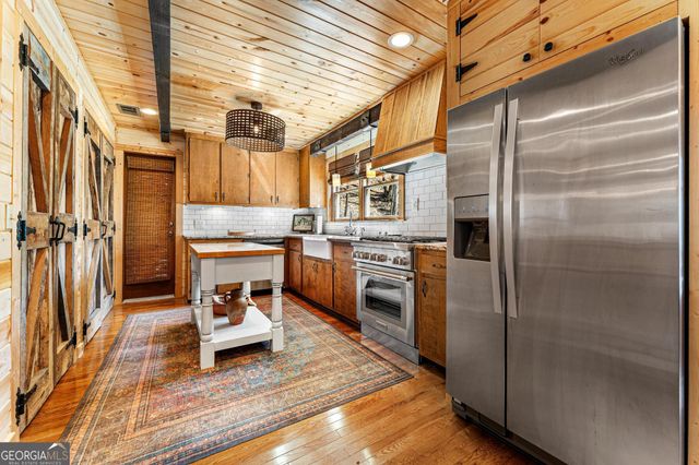 310 Blue Ridge Drive, Sautee Nacoochee, GA 30571