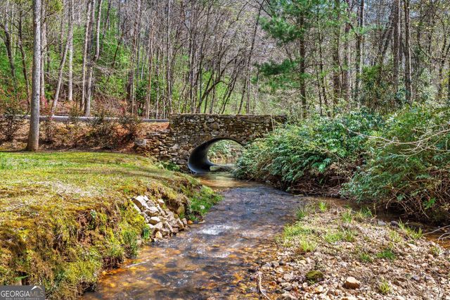 310 Blue Ridge Drive, Sautee Nacoochee, GA 30571