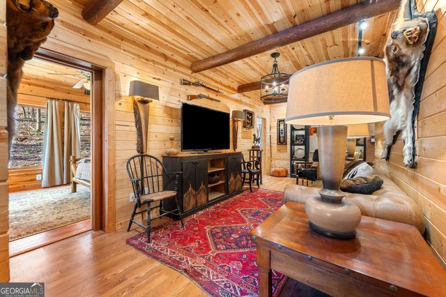 310 Blue Ridge Drive, Sautee Nacoochee, GA 30571