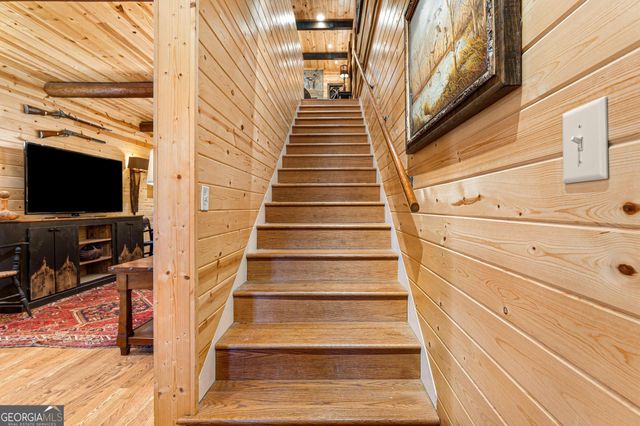 310 Blue Ridge Drive, Sautee Nacoochee, GA 30571