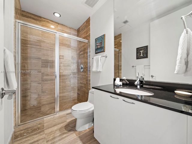 15901 Collins Ave 405, Sunny Isles Beach, FL 33160