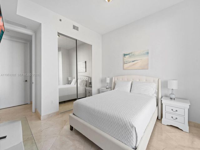 15901 Collins Ave 405, Sunny Isles Beach, FL 33160