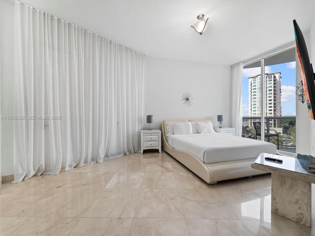 15901 Collins Ave 405, Sunny Isles Beach, FL 33160