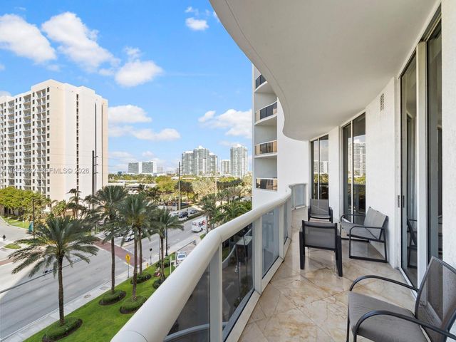 15901 Collins Ave 405, Sunny Isles Beach, FL 33160