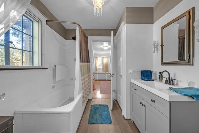 283 Longhill St, Springfield, MA 01108