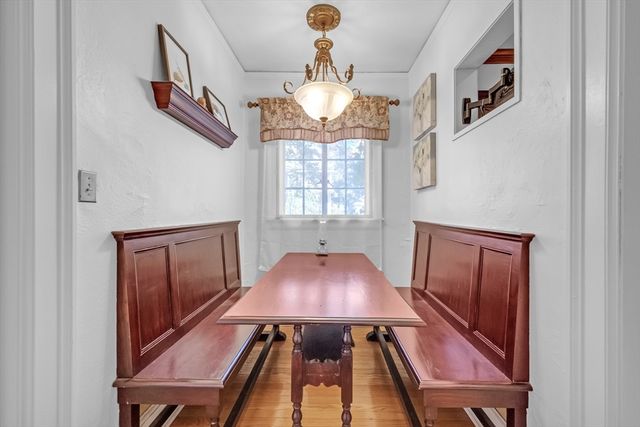 283 Longhill St, Springfield, MA 01108