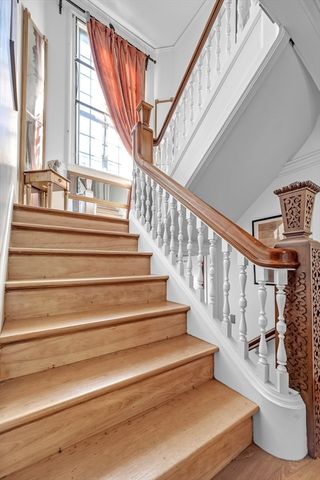 283 Longhill St, Springfield, MA 01108