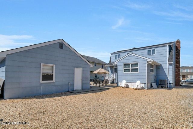 274 S 1st Street, Surf City, NJ 08008