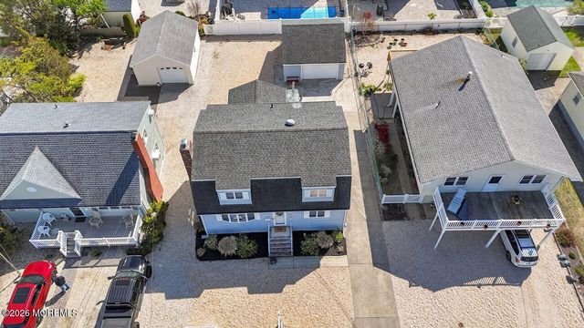 274 S 1st Street, Surf City, NJ 08008