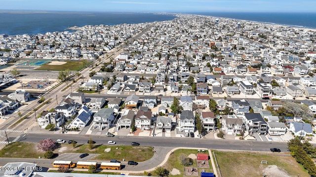 274 S 1st Street, Surf City, NJ 08008