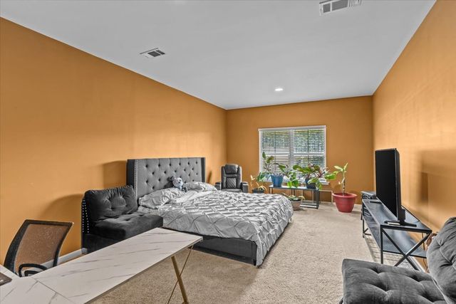 306 Lantana Court, Dothan, AL 36301