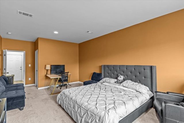 306 Lantana Court, Dothan, AL 36301