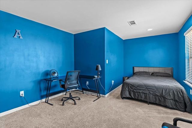 306 Lantana Court, Dothan, AL 36301