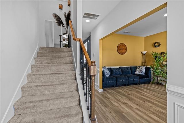 306 Lantana Court, Dothan, AL 36301