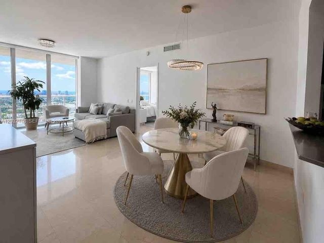 450 Alton Road 2610, Miami Beach, FL 33139