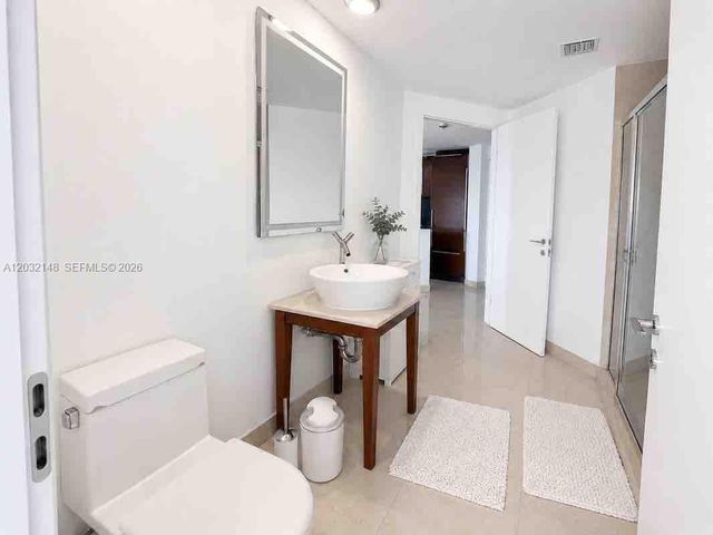 450 Alton Road 2610, Miami Beach, FL 33139