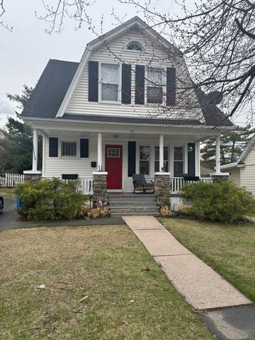 100 Ridgefield Avenue, Waterbury, CT 06705