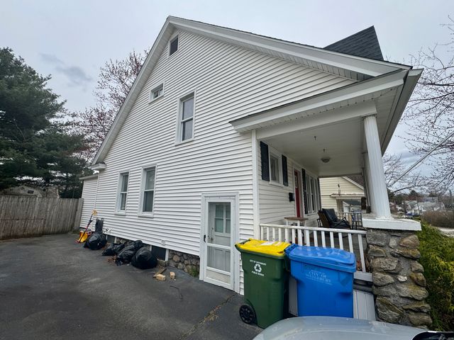 100 Ridgefield Avenue, Waterbury, CT 06705