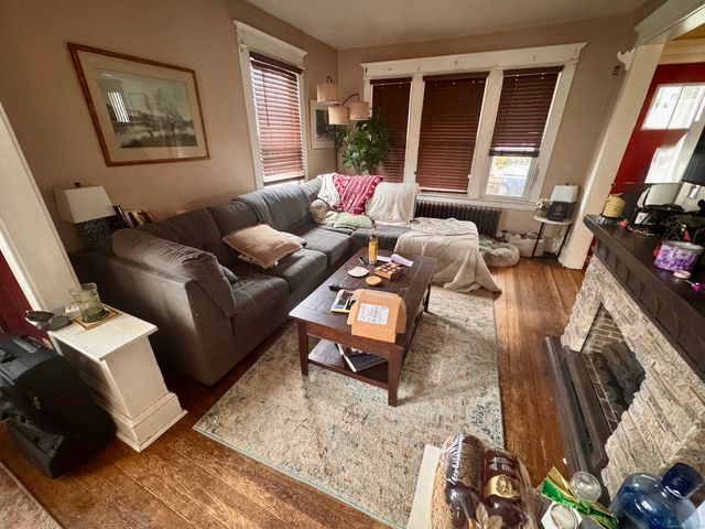 100 Ridgefield Avenue, Waterbury, CT 06705