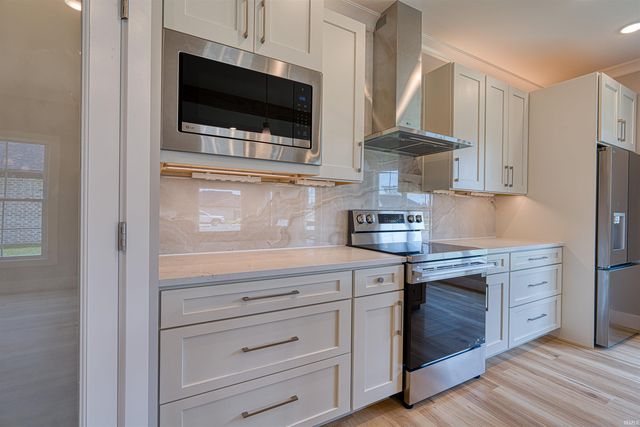3551 Sand Drive, Newburgh, IN 47630
