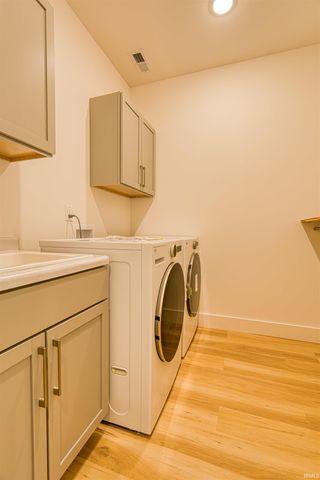 3551 Sand Drive, Newburgh, IN 47630