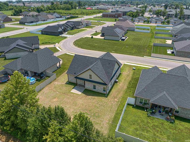 3551 Sand Drive, Newburgh, IN 47630