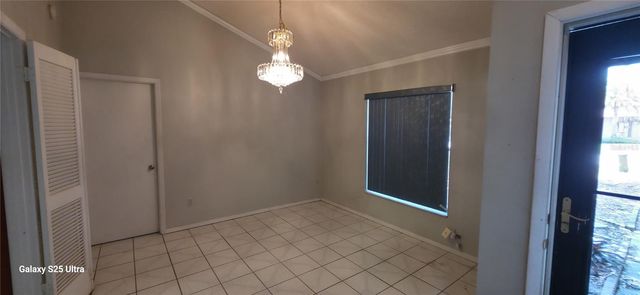 3205 LAUREL DALE DRIVE, Tampa, FL 33618