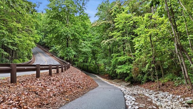 4 Boatswain Way, Salem, SC 29676